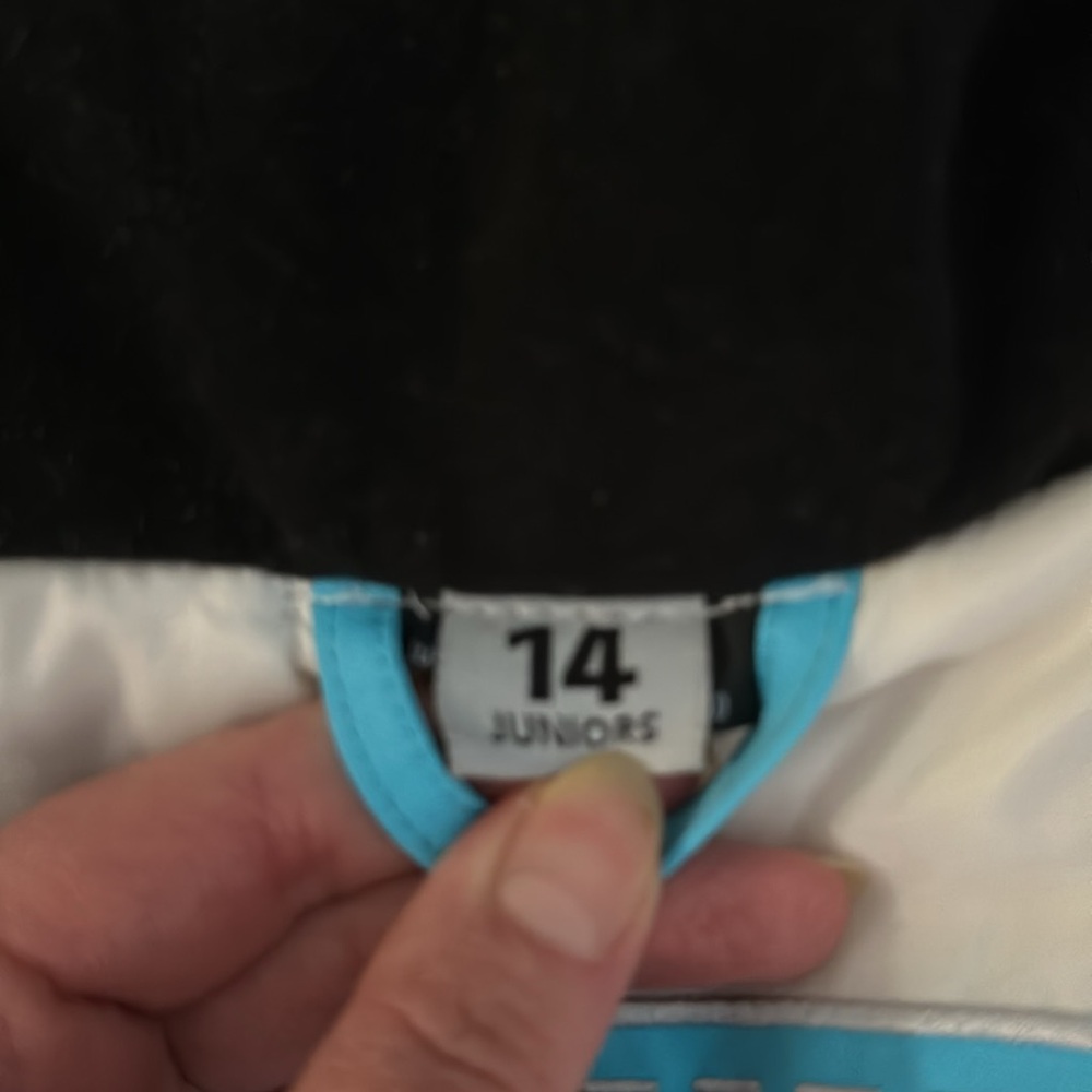 Obermeyer Snow Jacket - Picture 8 of 10